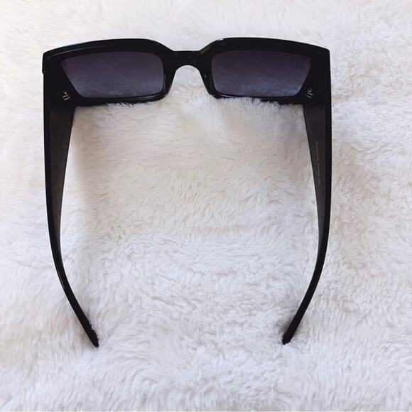 Fiona Black Oversized Rectangle Thick Sunglasses - Picture 10 of 12